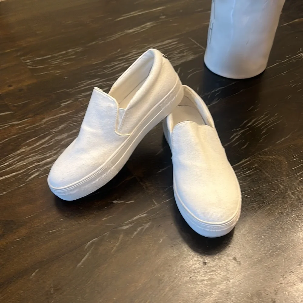Steve Madden White Canvas Platform Loafers sneakers women size 7